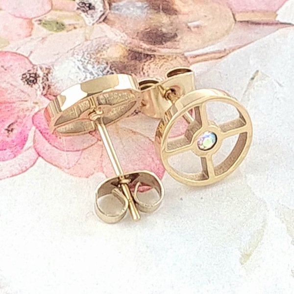 gold earrings made of stainless steel