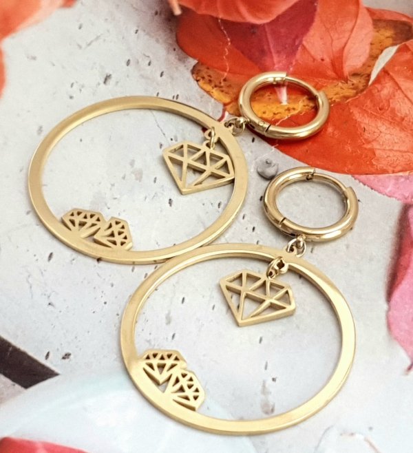 gold earrings made of stainless steel
