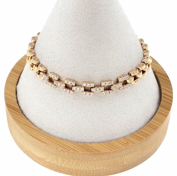 gold bracelet for a gold-plated leg
