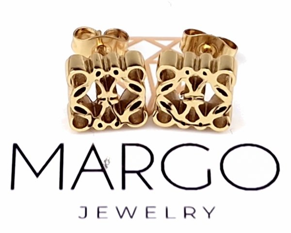 gold earrings made of stainless steel