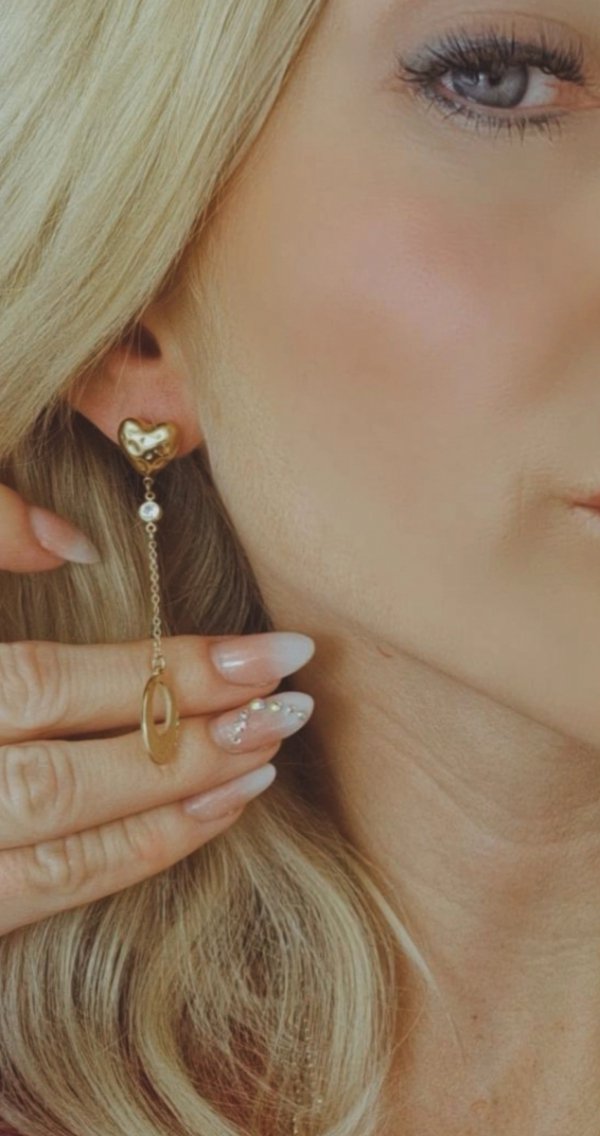 gold earrings made of stainless steel