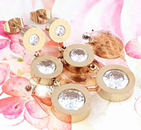 gold earrings made of stainless steel