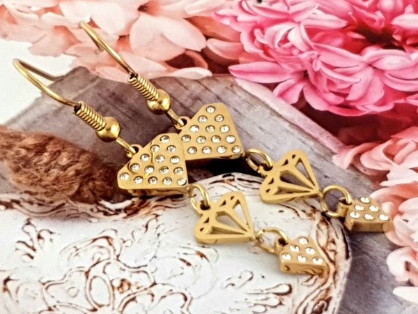 gold earrings made of stainless steel