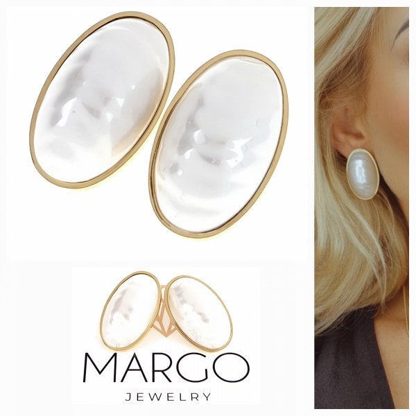 gold earrings made of stainless steel