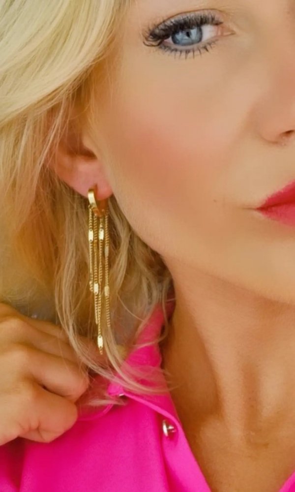 gold earrings made of stainless steel