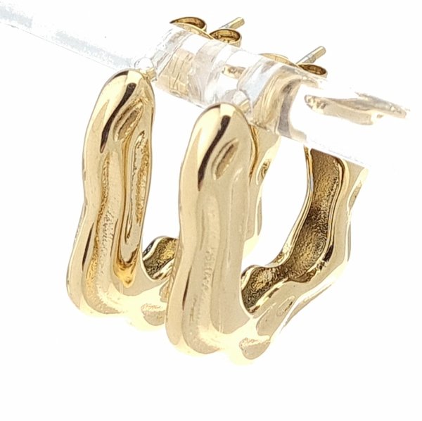gold earrings made of stainless steel