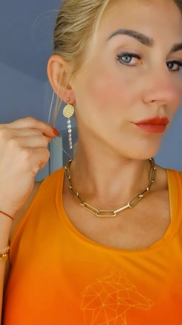 gold earrings made of stainless steel