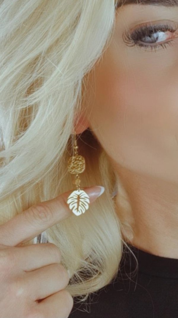 gold earrings made of stainless steel