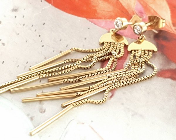 gold earrings made of stainless steel
