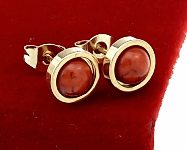 gold earrings made of stainless steel