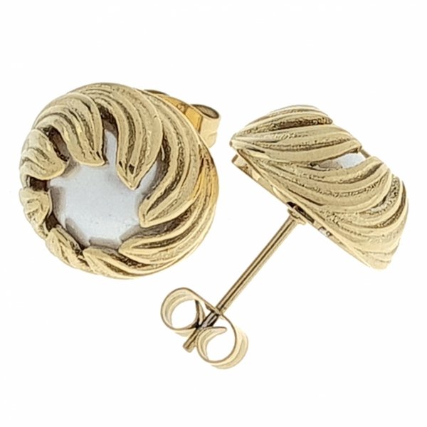 gold earrings made of stainless steel