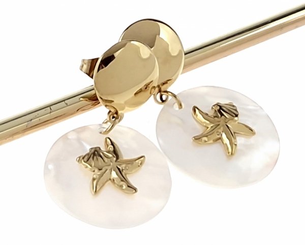 gold earrings made of stainless steel
