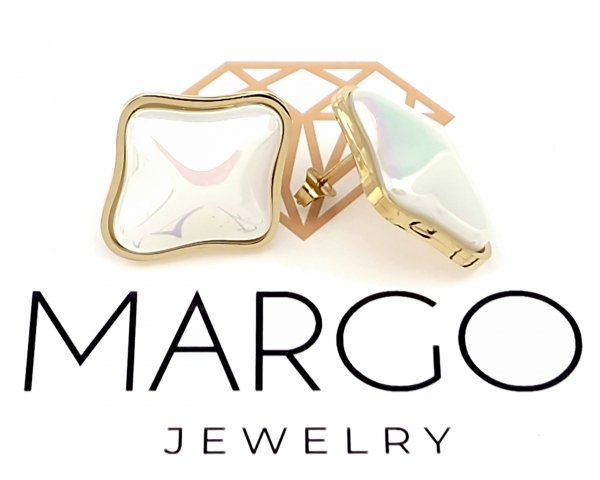 gold earrings made of stainless steel