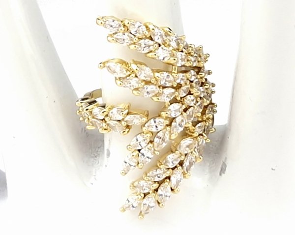 gold ring 17,00mm. gold-plated engagement xuping
