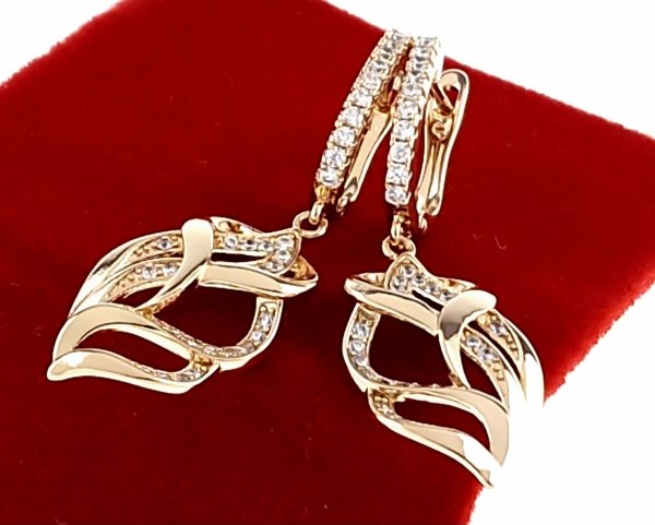 exclusive swarovski gold-plated earrings