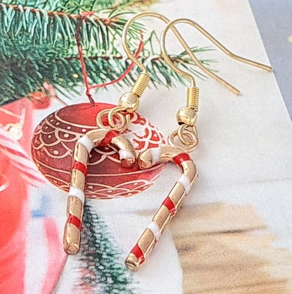 gold earrings made of stainless steel