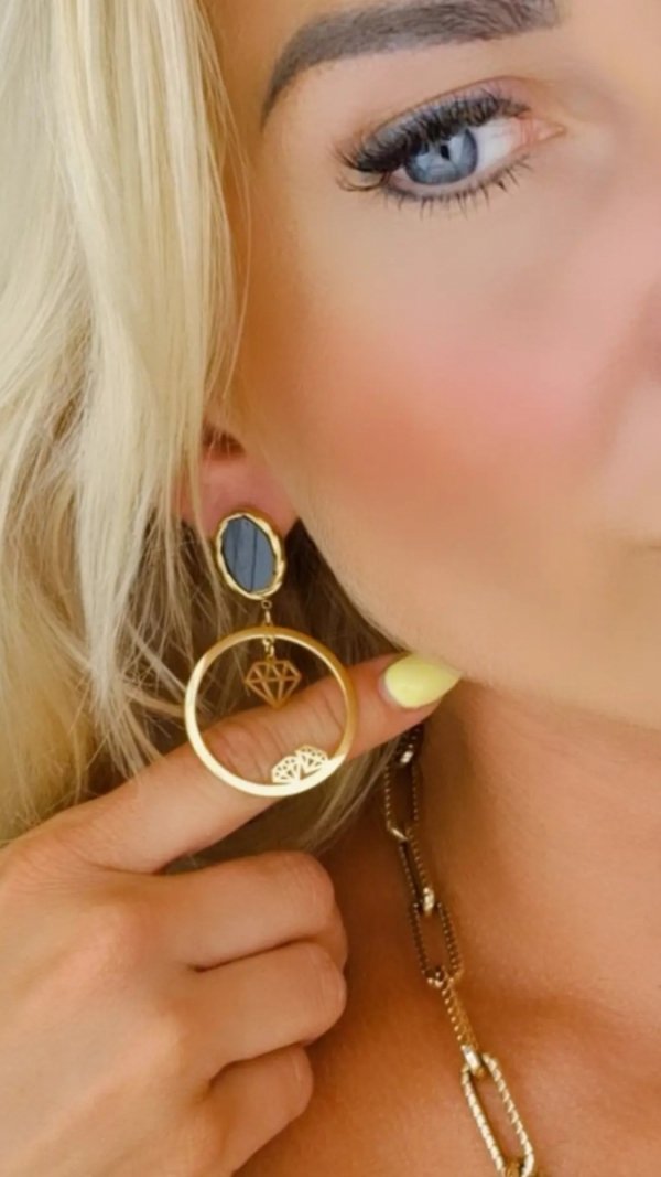 gold earrings made of stainless steel