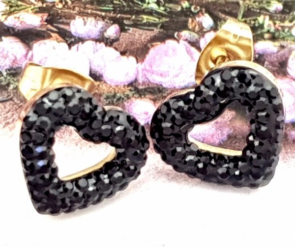 gold earrings made of stainless steel