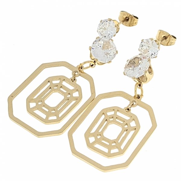 gold earrings made of stainless steel