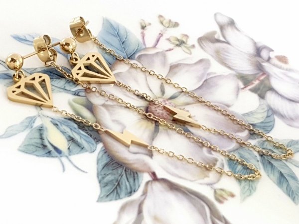gold earrings made of stainless steel