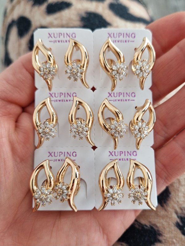 exclusive swarovski gold-plated earrings