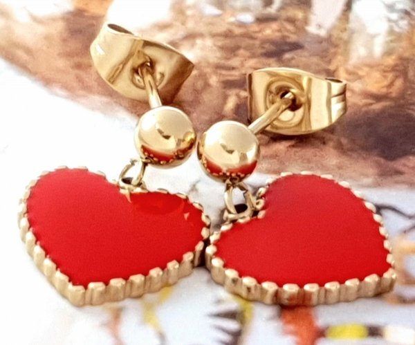 gold earrings made of stainless steel
