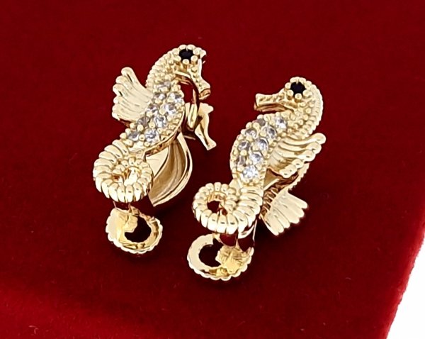 0209 Kolczyki złote pozłacane wiszące 14K konik morski