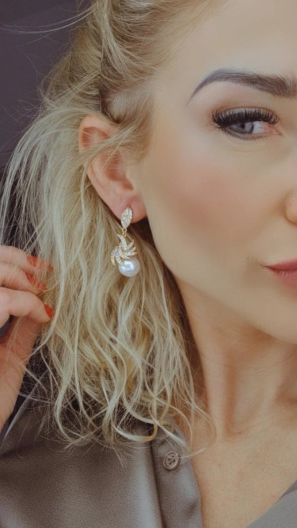 1168 Złote kolczyki cyrkonie pozłacane 18k Xuping wiszące perły