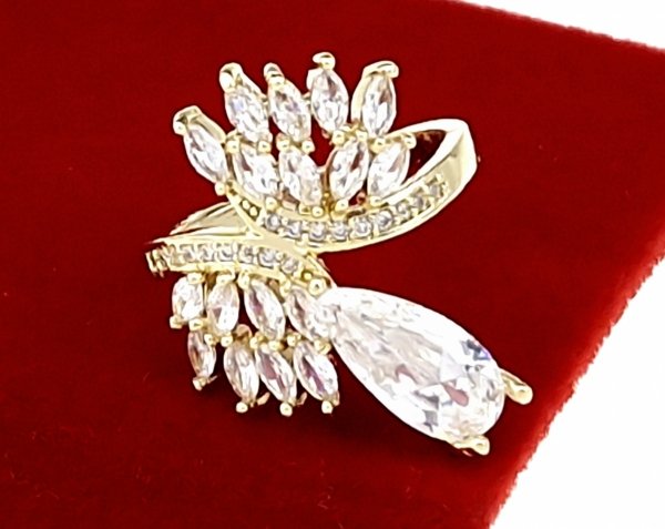 P41 Pierścionek regulowany złoty pozłacany cyrkonie błyszczący 14k Viki Lady regulowany 