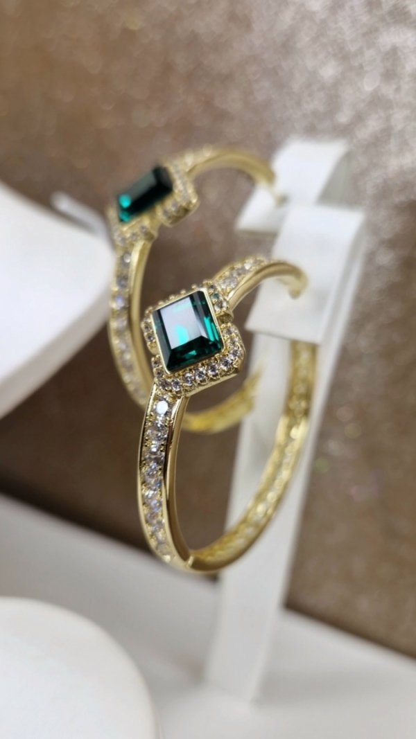 4680 Kolczyki złote pozłacane Austrian Crystal wiszące 14K cyrkonie Xuping 