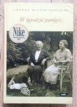 Joanna Olczak Ronikier • W ogrodzie pamięci