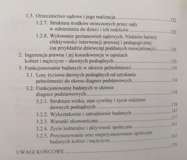 Wiesława Rempel Sytuacja wychowawcza w okresie nieletności a późniejsze funkcjonowanie społeczne kobiet i mężczyzn - dawnych podsądnych