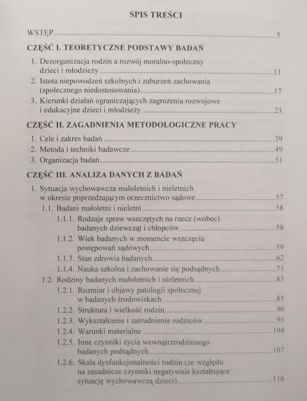 Wiesława Rempel Sytuacja wychowawcza w okresie nieletności a późniejsze funkcjonowanie społeczne kobiet i mężczyzn - dawnych podsądnych