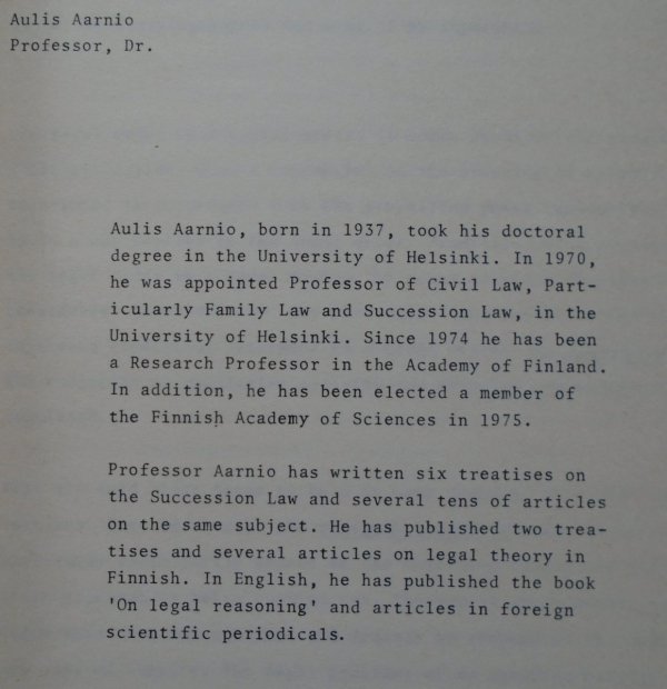 Aulis Aarnio • Legal Point of View. Six Essays on Legal Philosophy [dedykacja autorska]