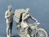 Copper State Models F32-062 British Dispatch Rider taking carrier pigeons to the front line 1/32