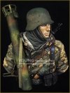 Young Miniatures YM1865 German Waffen SS with Panzerschreck 1/10