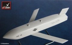 Armory Models ACA4802 AGM-158 JASSM US Air-Ground guided missile 1/48
