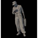 Panzer Art FI35-090 Waffen-SS tanker carring fuel canister 1/35