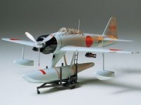 Tamiya 61017 Hishikisuisen (Rufe) 1/48