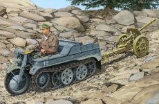 Dragon 6114 Sd.Kfz. 2 Kleines Kettenkrad w/Puppchen (1:35)