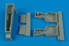 Aires 4420 P-39 Airacobra wheel bays 1/48 Hasegawa