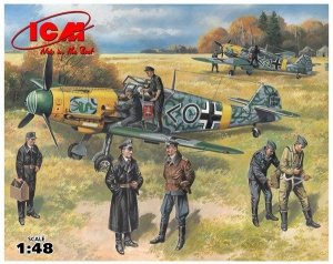 ICM 48803 German IIWW Fighter Messerschmitt Bf 109 F-2 with German Pilots (1:48)
