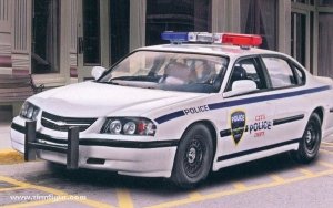 Revell 07068 05 Chevy Impala Police Car (1:25)