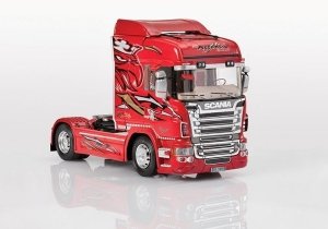 Italeri 3882 Scania R560 V8 Highline Red Griffin (1:24)