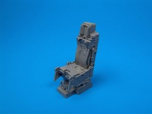Quickboost QB48003 F-15A/C ejection seat with safety belts 1/48