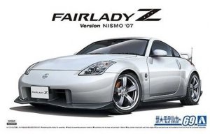 Aoshima 05848 Nissan Z33 Fairlady Z Version Nismo '07 1/24