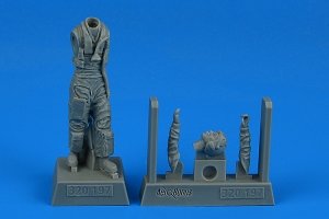 Aerobonus 320197 Modern NATO Fighter pilot 1/32