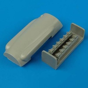 Quickboost QB48229 Spitfire Mk. XIV cowling and exhaust Academy 1/48