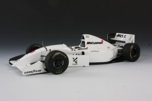 Tamiya 25172 McLaren Ford MP4/8 (1:20)