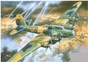 A-Model 72142 Petlyakov Pe-8 and aircraft starter AS-2 1:72